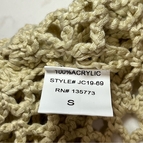 Olivaceous Ivory Floral Crochet Mini Dress Beach Cover Small - Picture 2 of 8